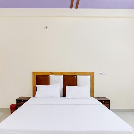 Hotel O Blu Moon Ghaziabad Eksteriør bilde