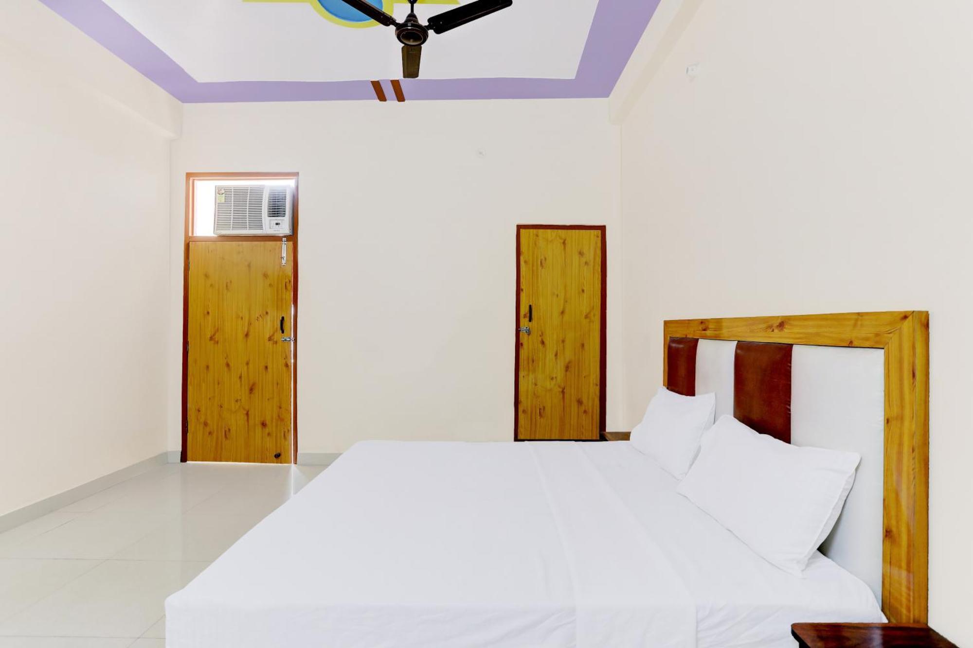 Hotel O Blu Moon Ghaziabad Eksteriør bilde